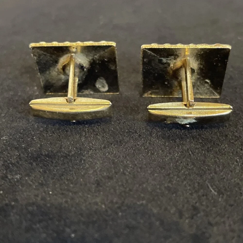Gold Tone Starburst Pattern Bullet Back Cufflink Vintage 6/8 x 5/8 Rectangular